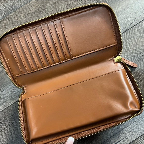 Joy Mangano RFID Blocking Wallet Tan 8 in - Picture 4 of 4